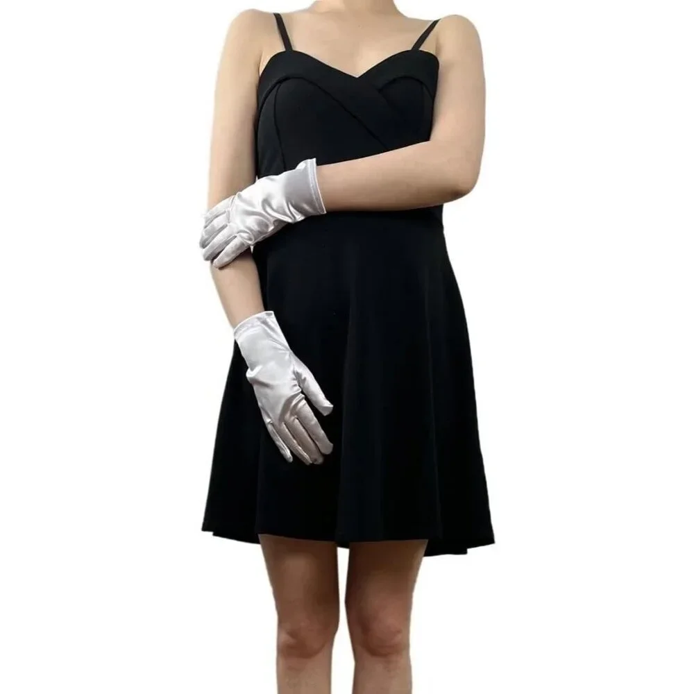 Women's Evening White Short Satin Lace Gloves Gothic Choker Necklace design